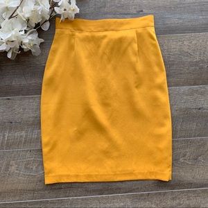 Vintage Chic Faust Paris Yellow Skirt